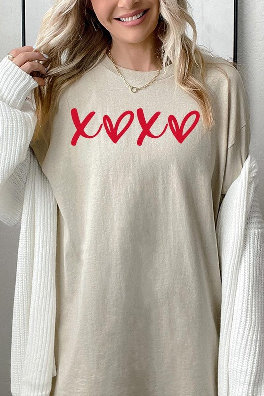 XOXO Graphic Plus Heavy Cotton Tee