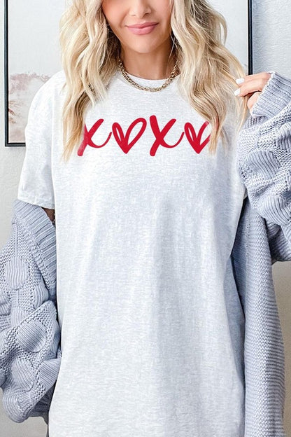 XOXO Graphic Plus Heavy Cotton Tee