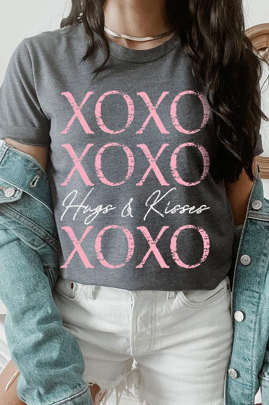 XOXO Graphic Tee