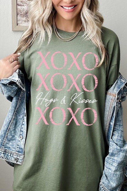 XOXO Graphic Plus Heavy Cotton Tee